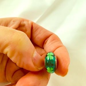 Pandora shamrock charm